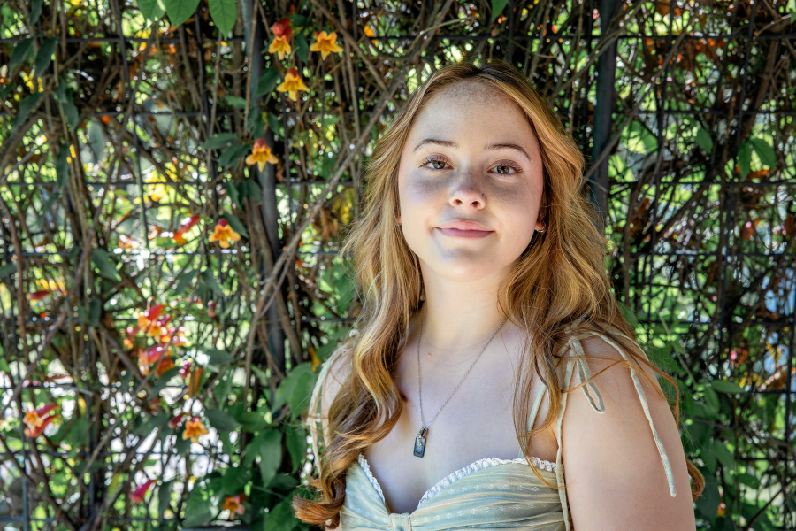 thm_march-2026-rf-senior-photos-zilker-botanical-gardens-051