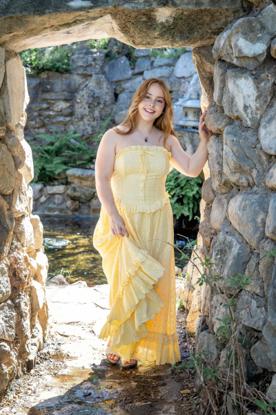 thm_march-2026-rf-senior-photos-zilker-botanical-gardens-093