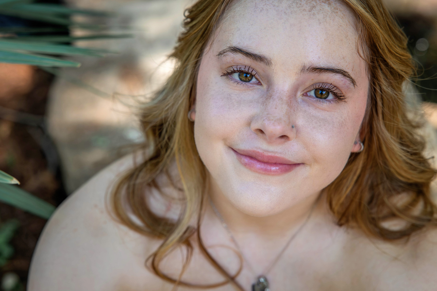 thm_march-2026-rf-senior-photos-zilker-botanical-gardens-101