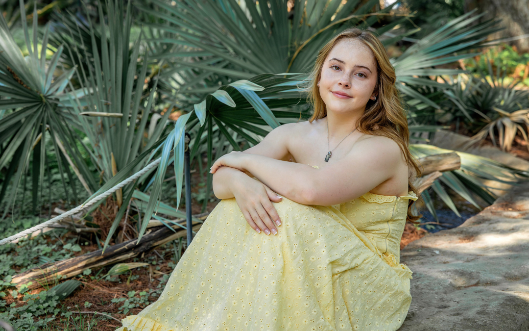 zilker botanical gardens senior photo session in austin