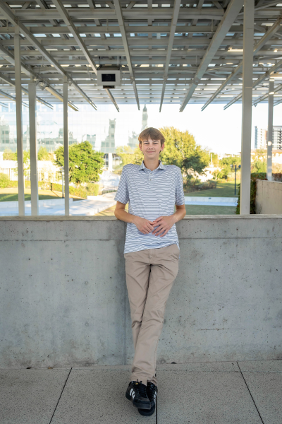 thm_march-2026-tm-senior-photos-waterloo-greenway-park-austin-077.webp