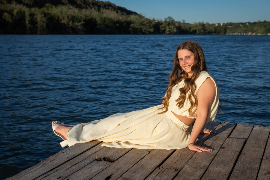 thm_april-2026-lg-commons-ford-ranch-senior-photos-060