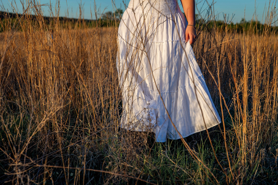 thm_april-2026-lg-commons-ford-ranch-senior-photos-091