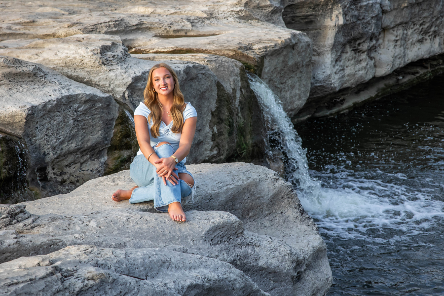 thm_april-2026-wt-mckinney-falls-park-senior-photos-094.webp