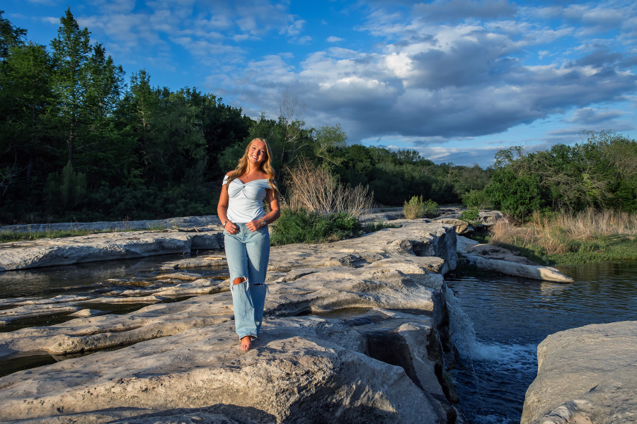 thm_april-2026-wt-mckinney-falls-park-senior-photos-104.webp
