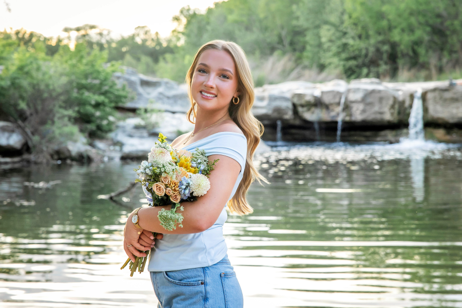mckinney-falls-park-senior-photos-114.webp