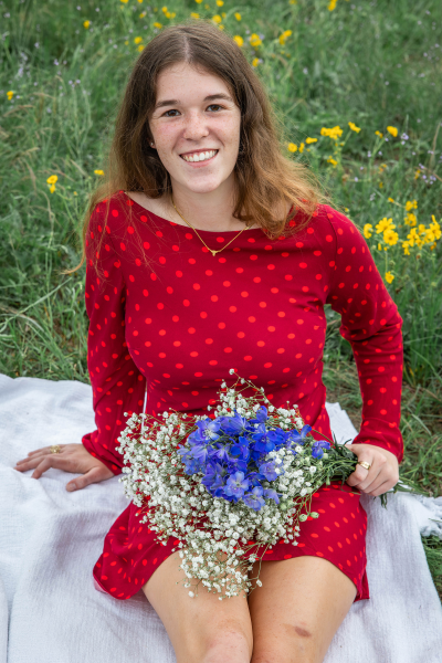 thm_april-2026-harwood-senior-photos-mckinney-falls-034.webp