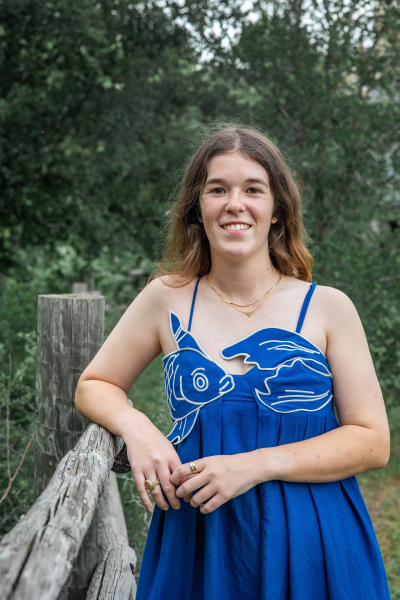 thm_april-2026-harwood-senior-photos-mckinney-falls-073.webp