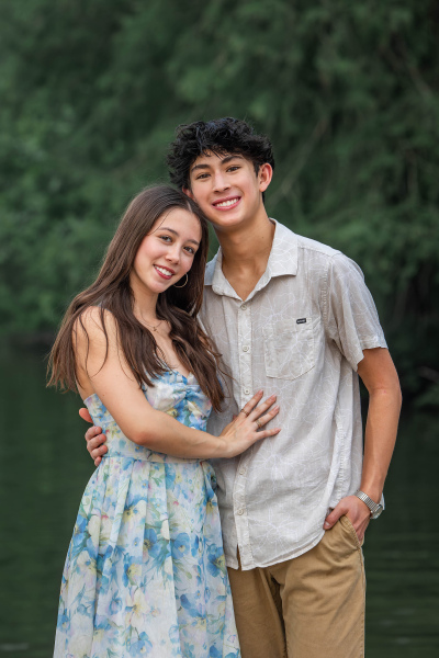 thm_april-2026-lb-commons-ford-ranch-senior-photos-133.webp