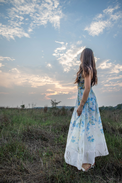 thm_april-2026-lb-commons-ford-ranch-senior-photos-160.webp