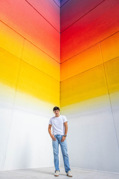 thm_april-2026-vm-family-senior-photos-downtown-austin-052.webp