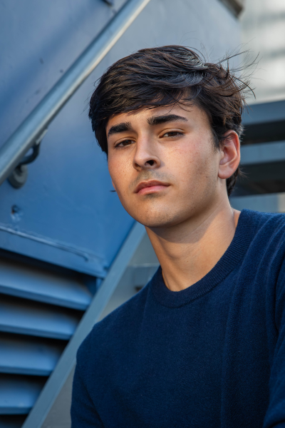 family-senior-photos-downtown-austin-114.webp