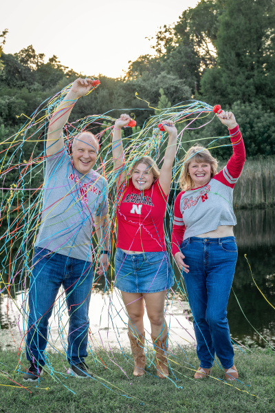 senior-photos-butler-park-153.webp
