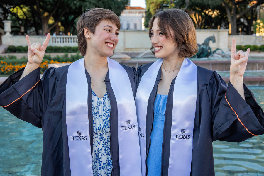 thm_may-2026-ut-graduation-photos-sisters-118.webp