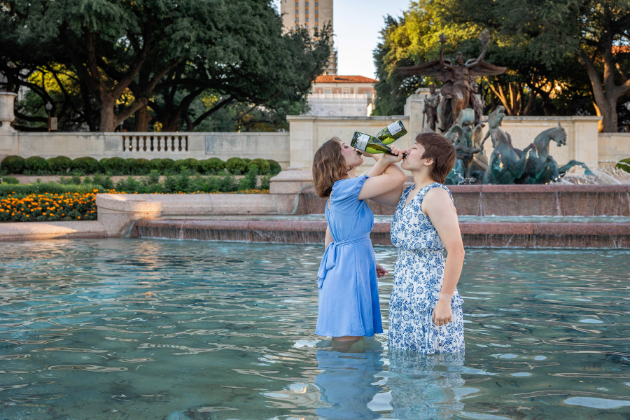 thm_may-2026-ut-graduation-photos-sisters-137.webp