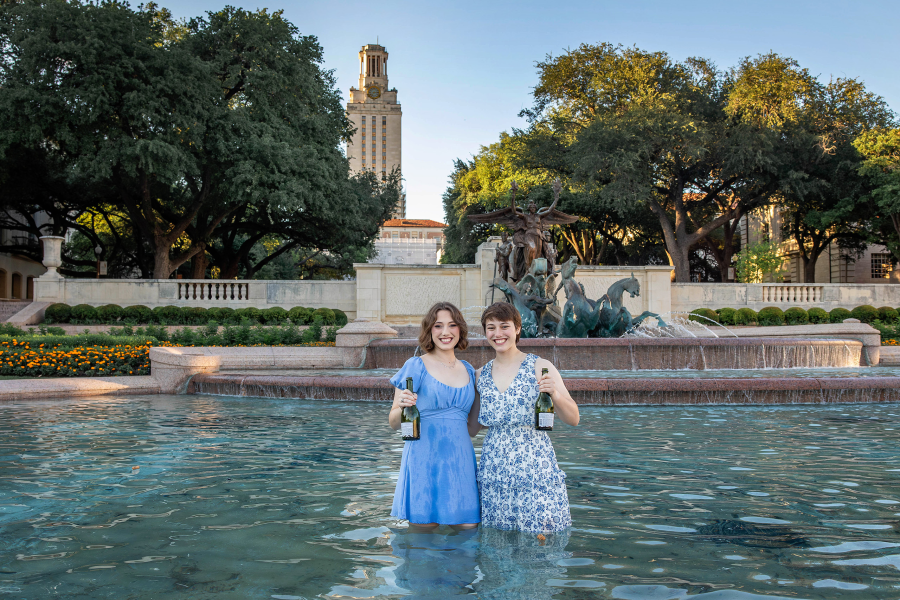 thm_may-2026-ut-graduation-photos-sisters-141.webp
