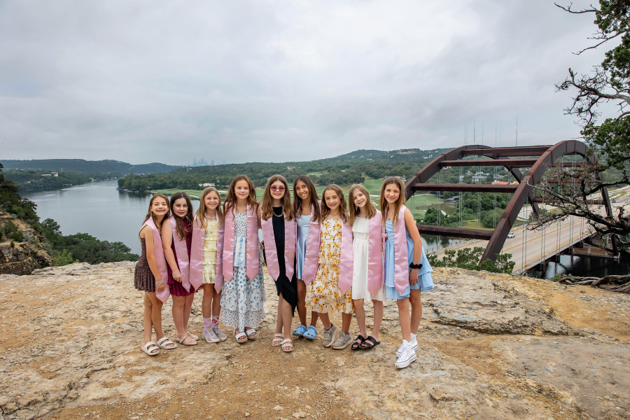 thm_may-2026-5th-grade-graduation-photos-360-overlook-062.webp
