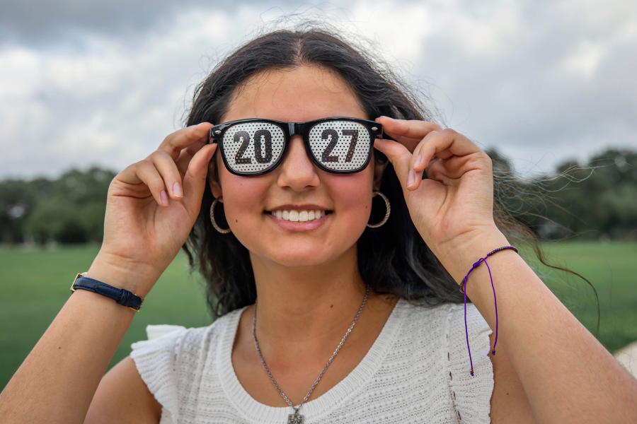 thm_july-2026-raylie-soliz-downtown-austin-senior-photos-118
