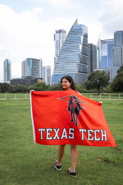 thm_july-2026-raylie-soliz-downtown-austin-senior-photos-146