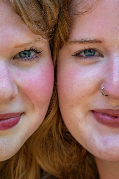 thm_aug-2026-sm-senior-photos-waterloo-park-austin-149.webp
