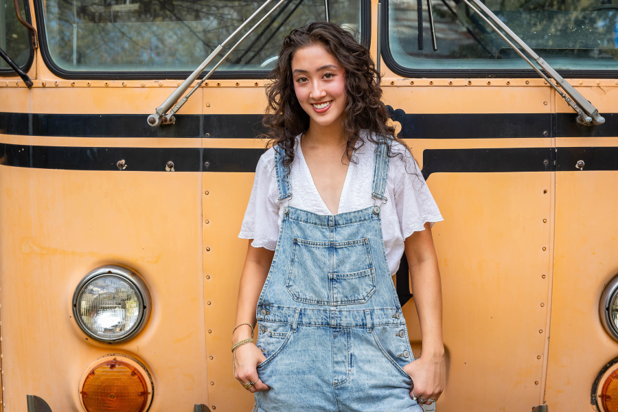 thm_sept-2026-el-sekrit-theater-austin-senior-photos-059.webp