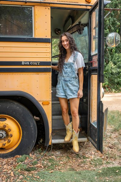 thm_sept-2026-el-sekrit-theater-austin-senior-photos-074