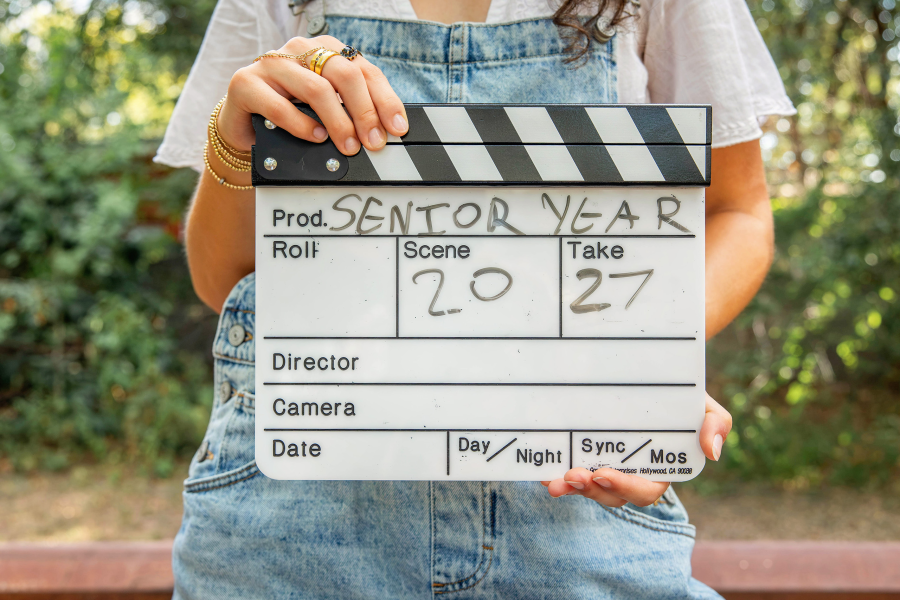 thm_sept-2026-el-sekrit-theater-austin-senior-photos-097.webp