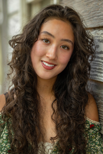 thm_sept-2026-el-sekrit-theater-austin-senior-photos-129.webp