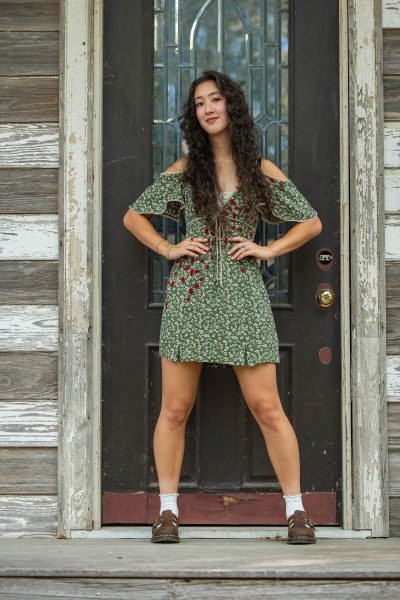 thm_sept-2026-el-sekrit-theater-austin-senior-photos-132