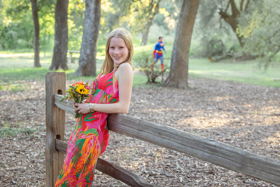 thm_oct-2026-ek-austin-senior-photos-pease-park-014.webp