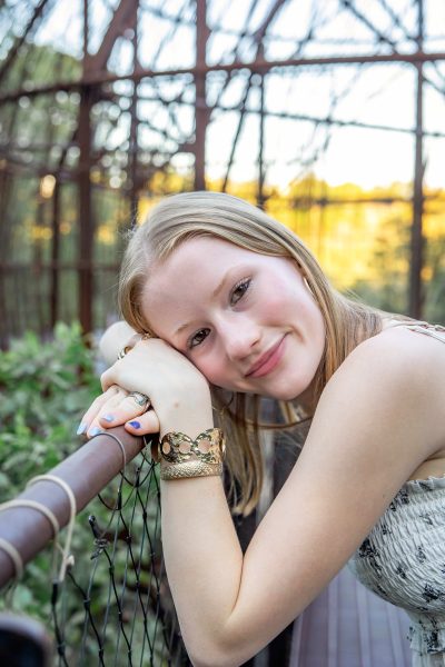 thm_oct-2026-ek-austin-senior-photos-pease-park-084