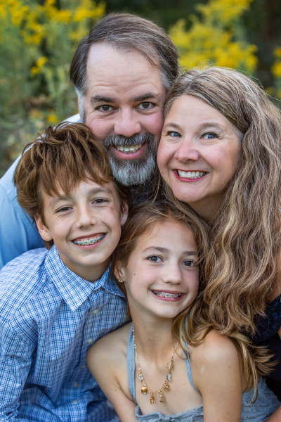 thm_oct-2026-family-photos-commons-ford-ranch-107.webp