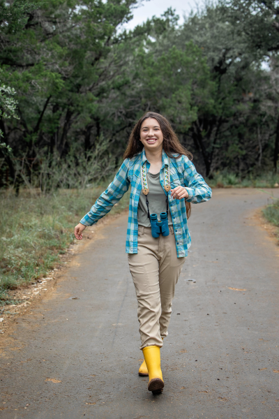 thm_oct-2026-lr-senior-family-photos-violet-crown-trail-austin-130.webp