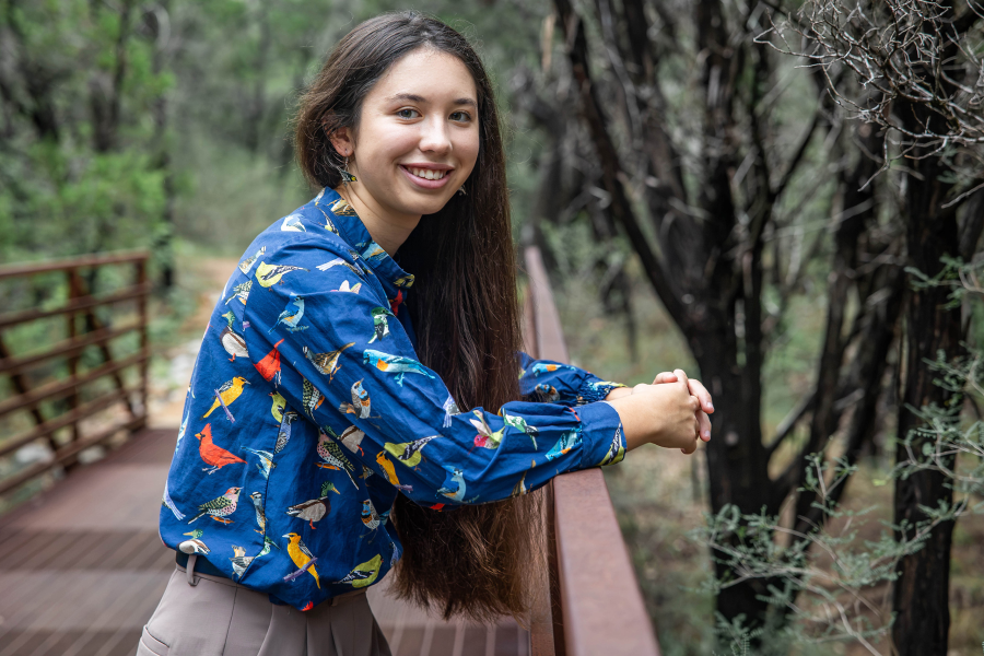 thm_oct-2026-lr-senior-family-photos-violet-crown-trail-austin-134.webp