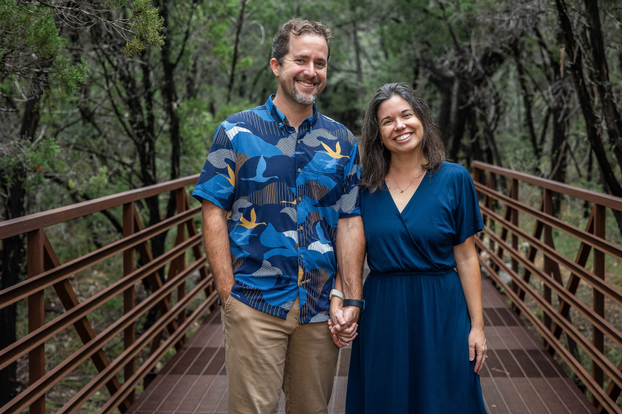 thm_oct-2026-lr-senior-family-photos-violet-crown-trail-austin-140.webp